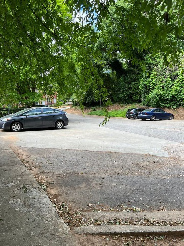 137 Sleepy Creek Dr - Photo 3 of 18