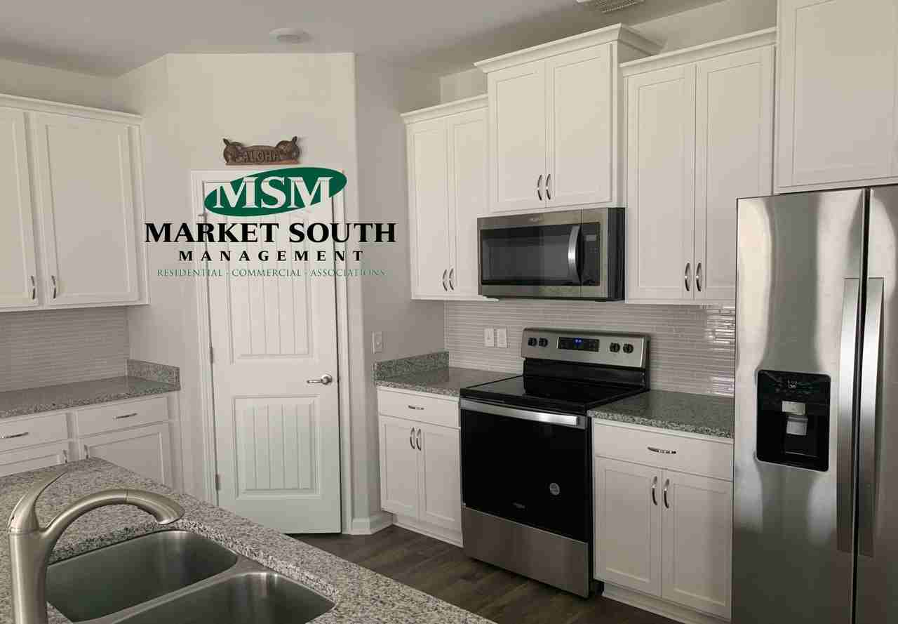 34 Pomona Cir - Photo 3 of 12