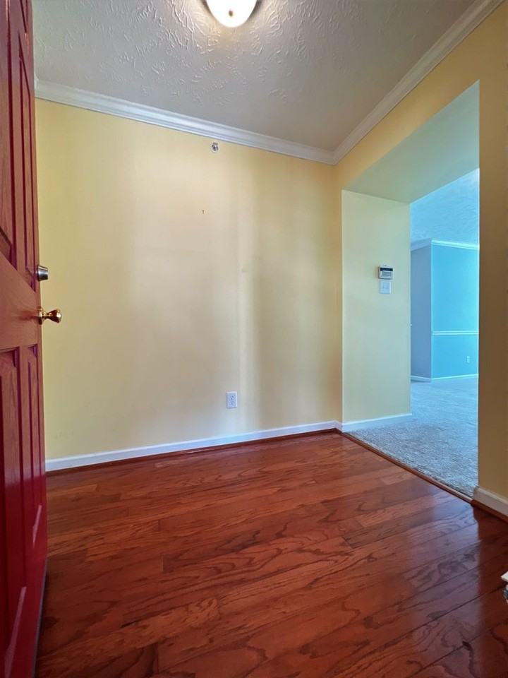 3330 Harbour Pointe Pl #12 - Photo 5 of 19