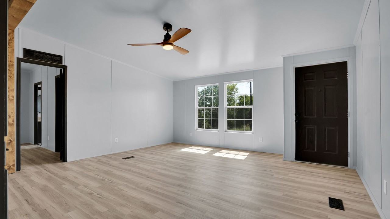 800 Richland Rd - Photo 4 of 35