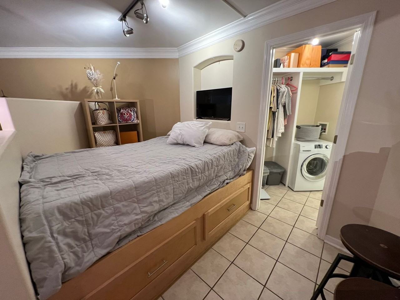 655 East Campus Road #21 - Photo 7 of 11