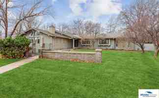 featured image of 601 N Rutland St