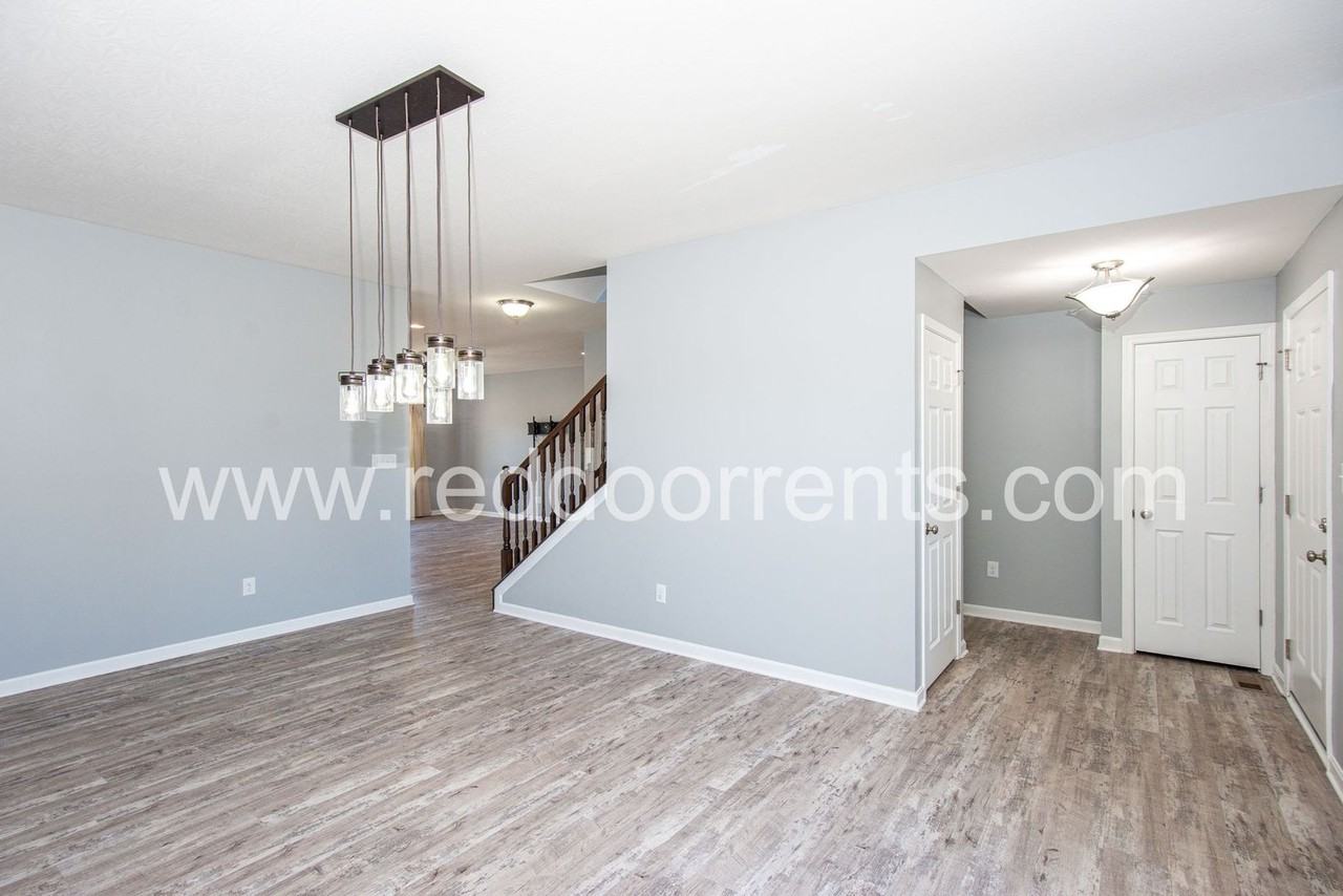 4308 Blue Note Dr - Photo 3 of 33