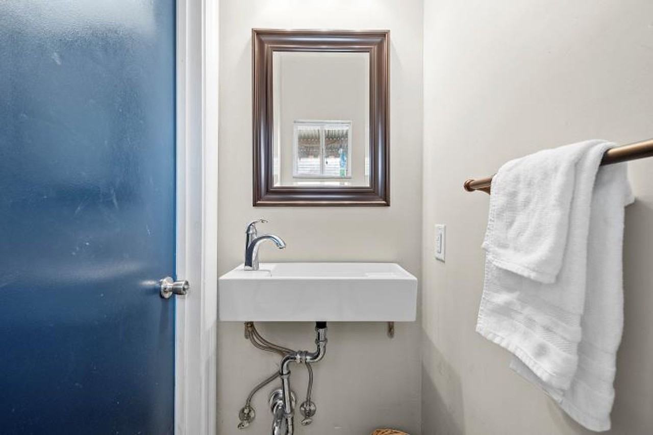 212 Platt Ave - Photo 2 of 19
