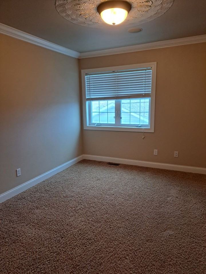 1017 Picador Way - Photo 5 of 18