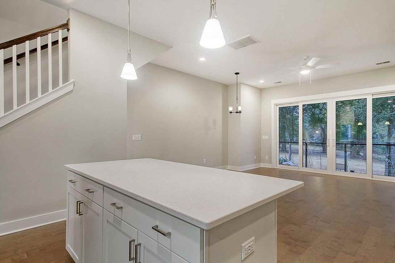 4061 S Rhett Ave - Photo 7 of 12