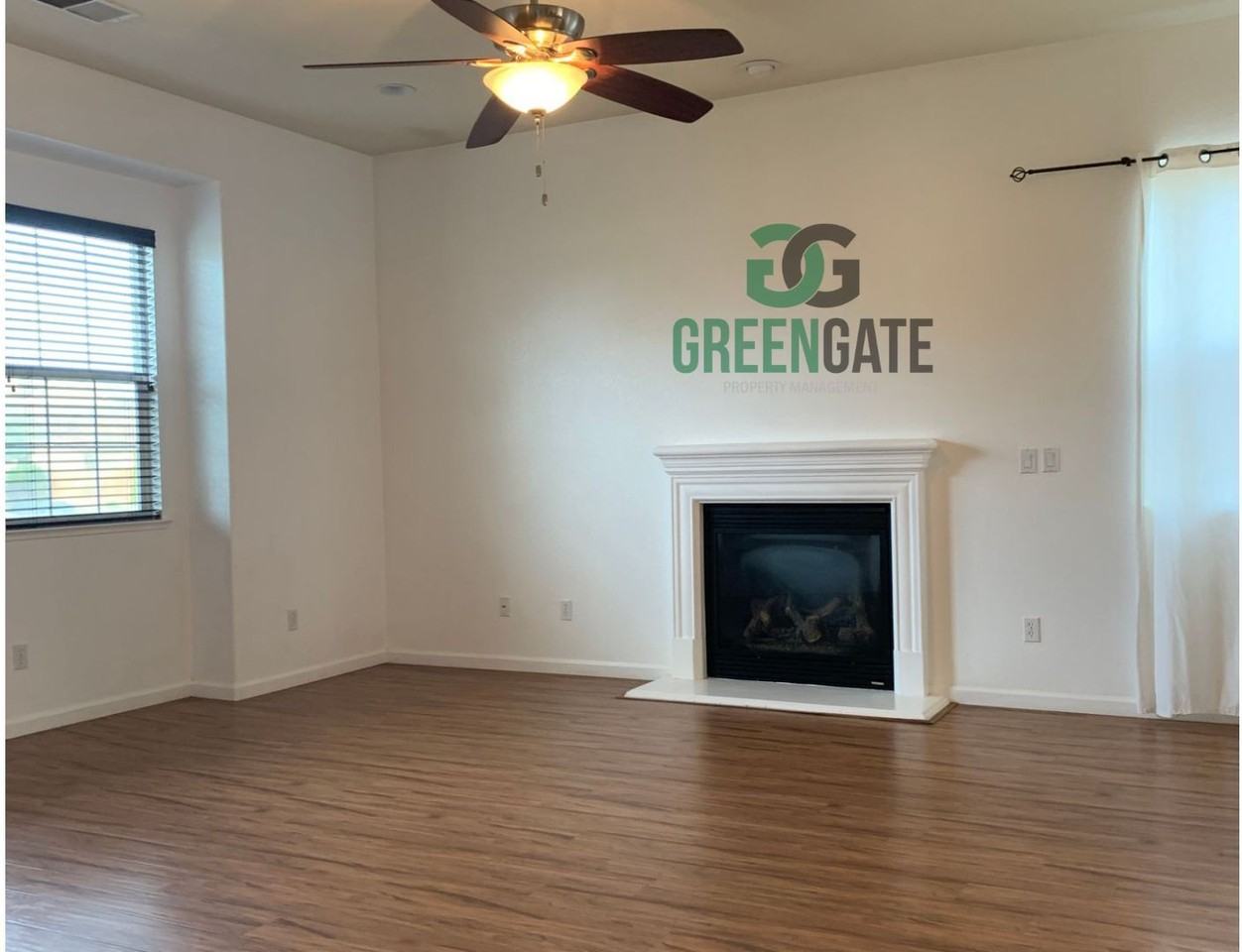 1742 Flagstone Dr - Photo 3 of 25
