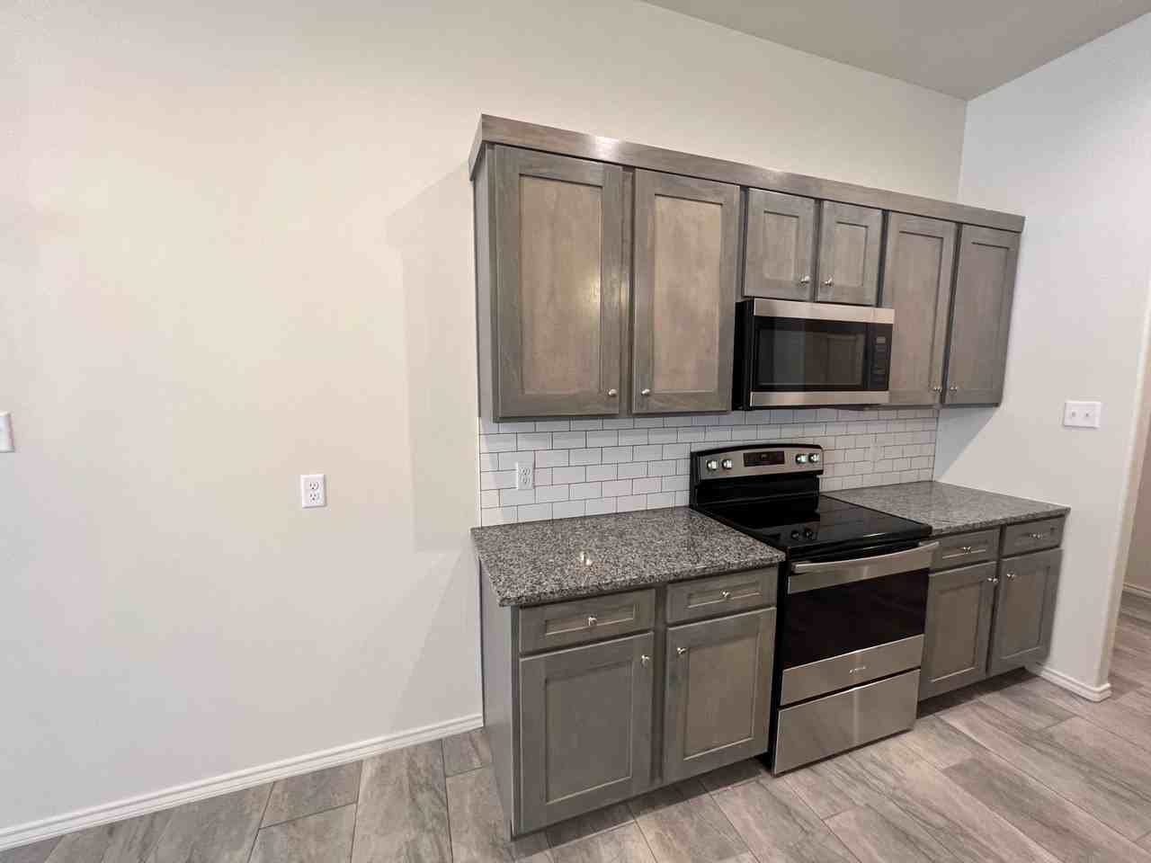 1124 N 7th St - Photo 6 of 24