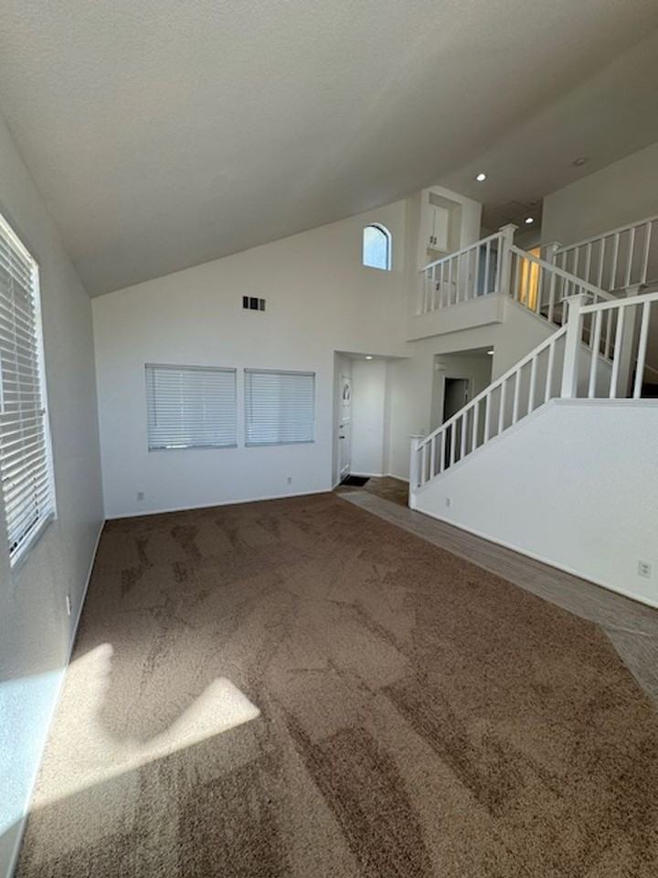 28211 Windsail Ct - Photo 5 of 42