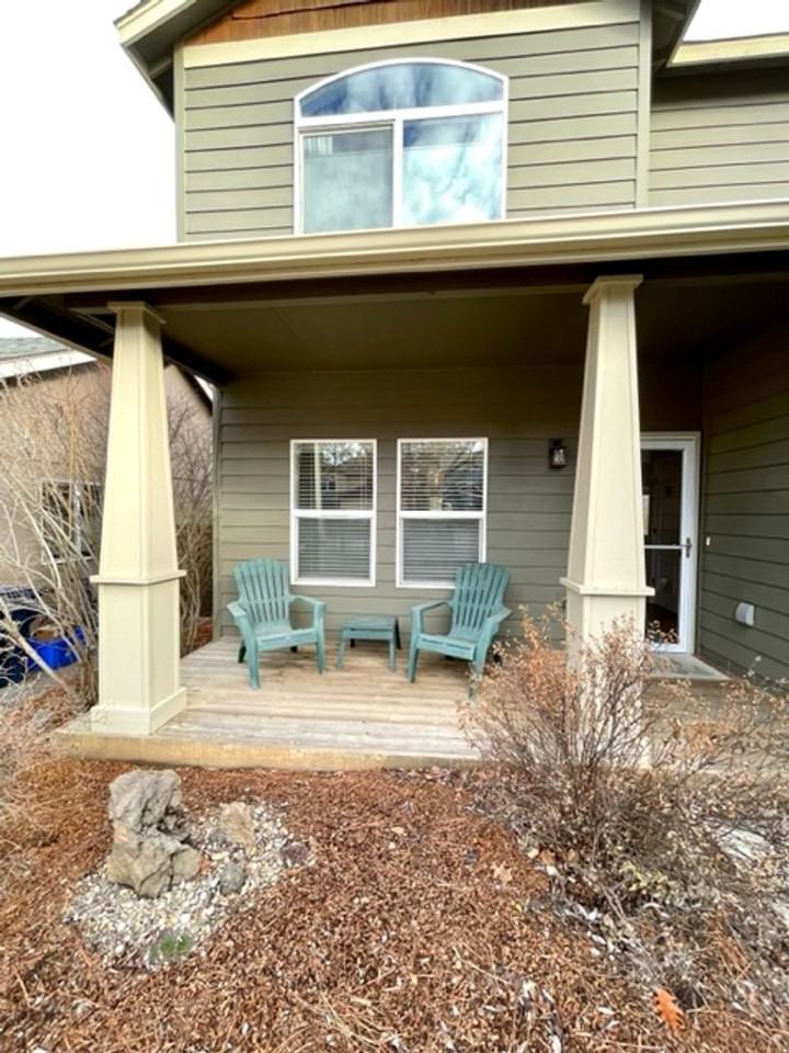 63348 Northwest Lavacrest Street - Photo 6 of 28