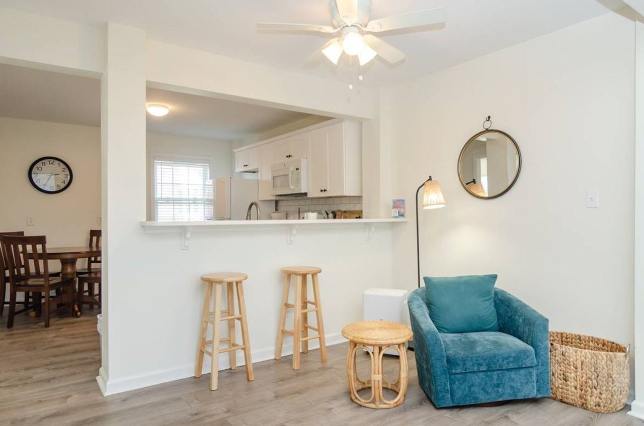 305 Charlotte Ave - Photo 3 of 23