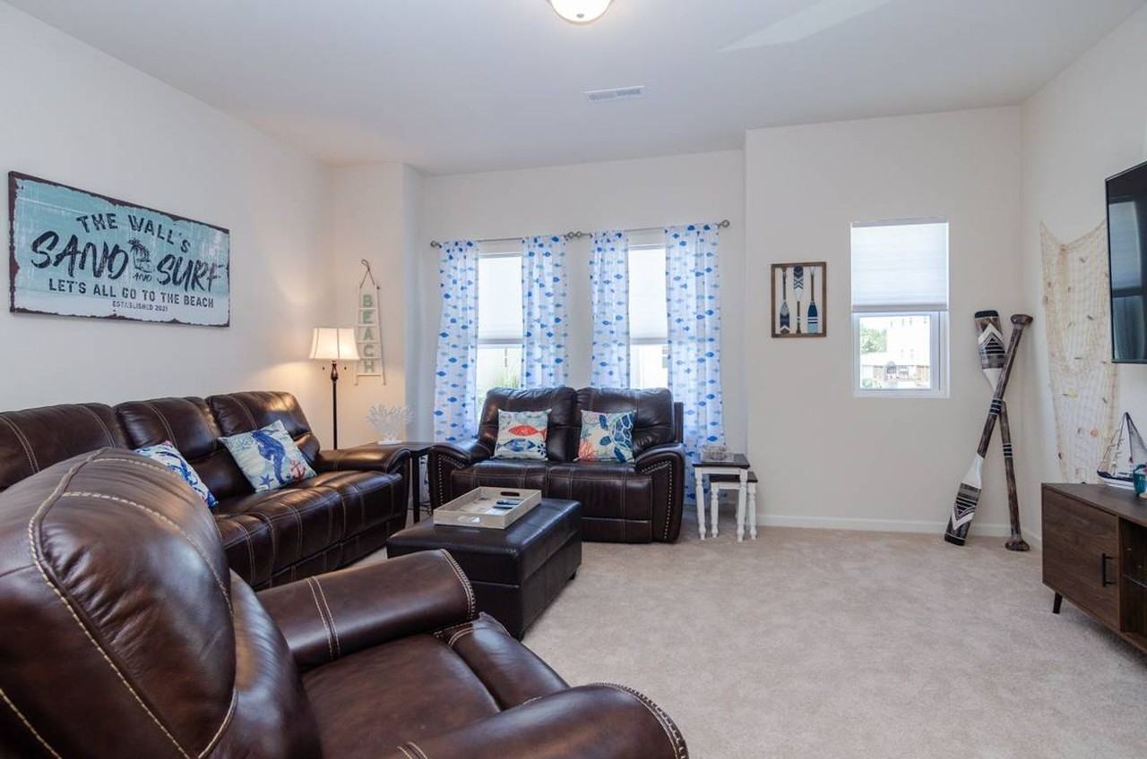 808 Blanche Avenue - Photo 4 of 34