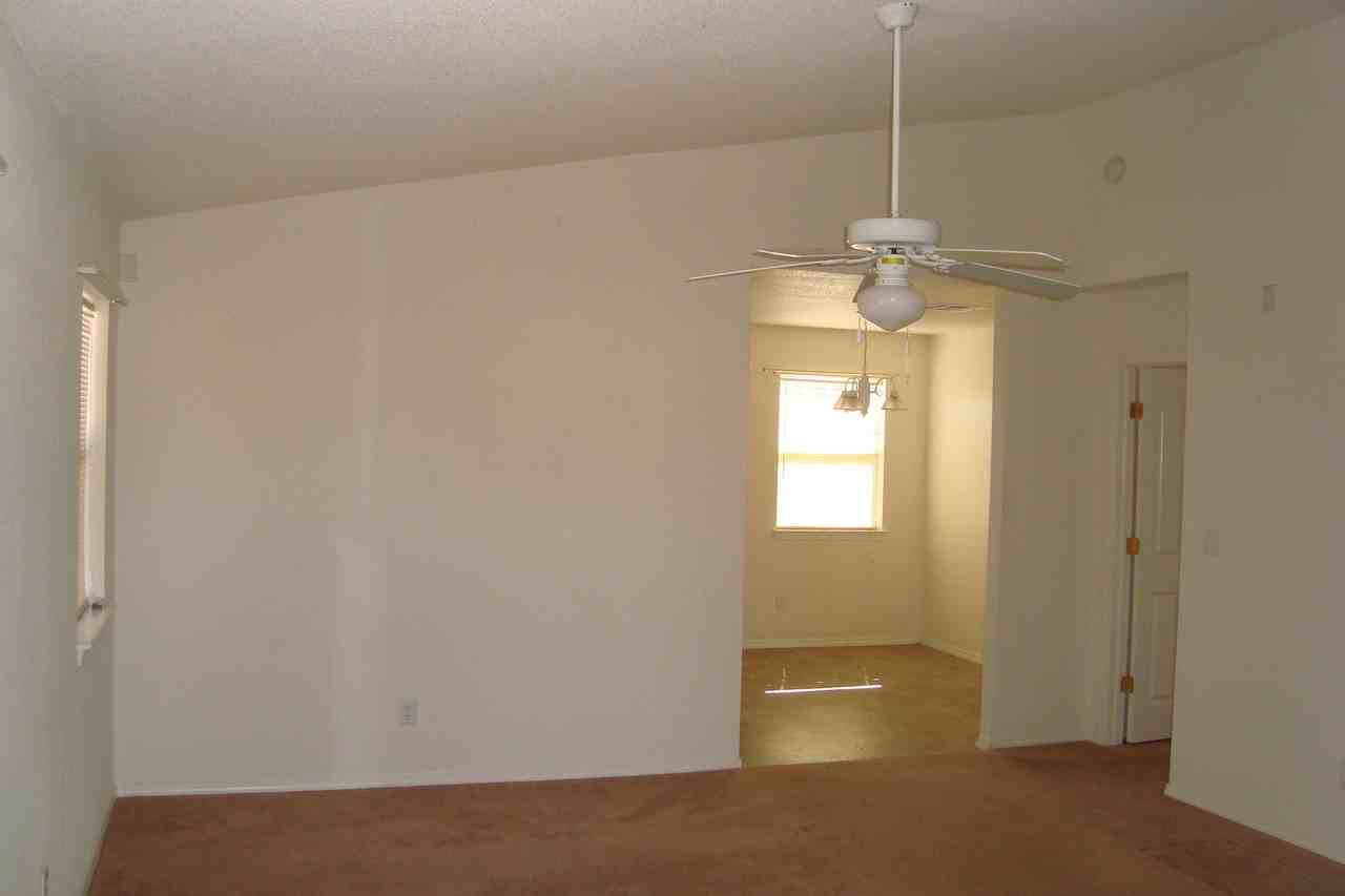 7336 Mesquite Sun Lane - Photo 2 of 11