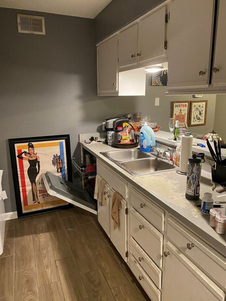 218 N Texas Blvd - Photo 4 of 11