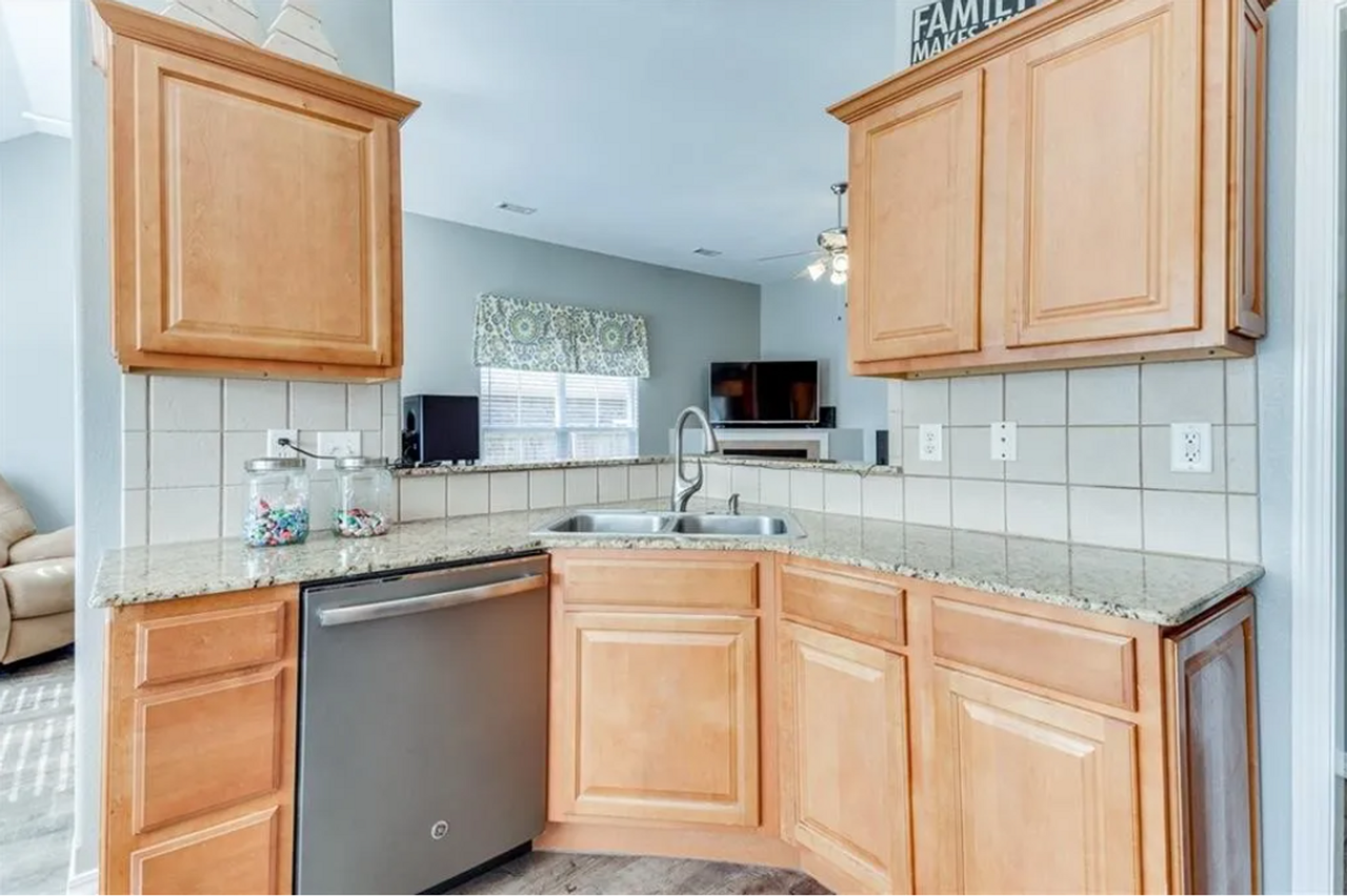 3105 Sw Waterleaf Ave - Photo 7 of 21