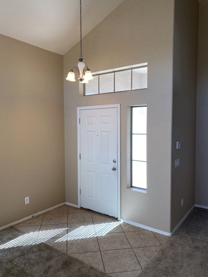 2541 W Canyon Way - Photo 2 of 21
