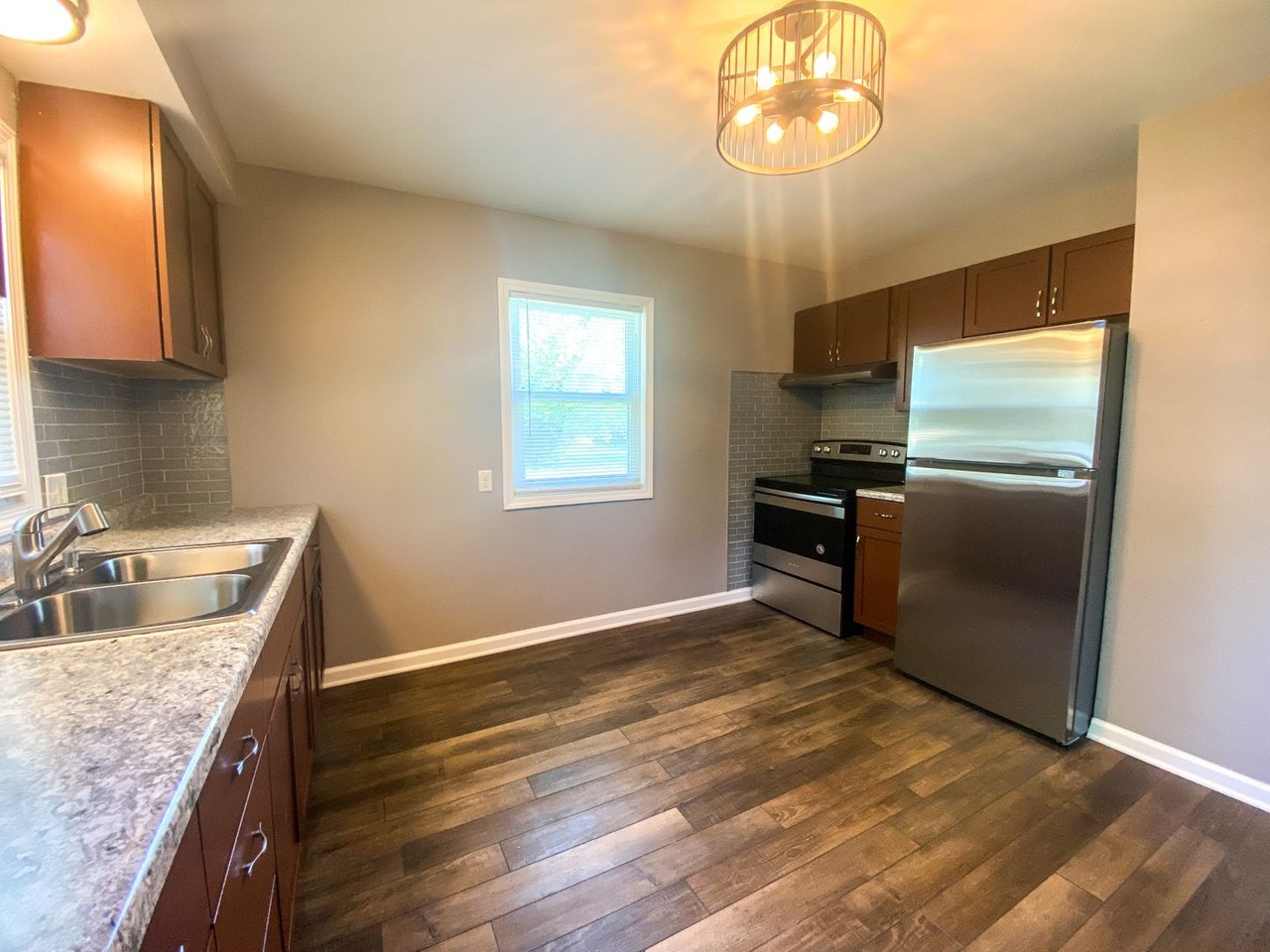 1700 West Congress Street - Photo 2 of 9
