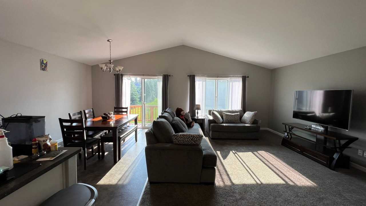 1822 Colony Pl - Photo 3 of 23