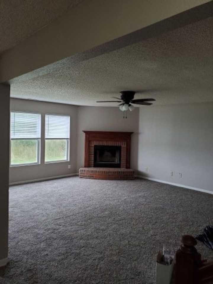 4341 Fletcher Dr - Photo 2 of 13