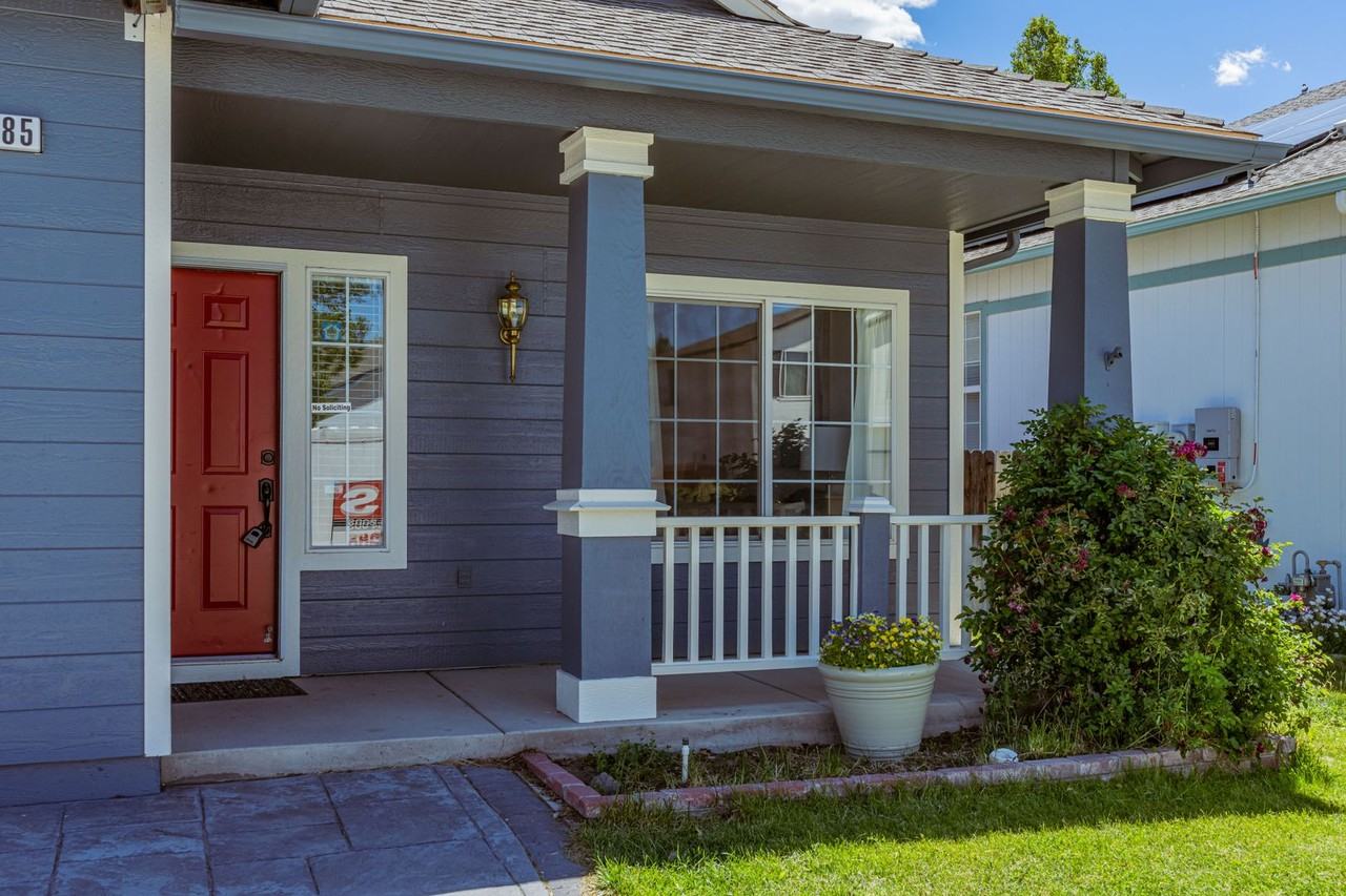 1285 Glendora Ln - Photo 2 of 29