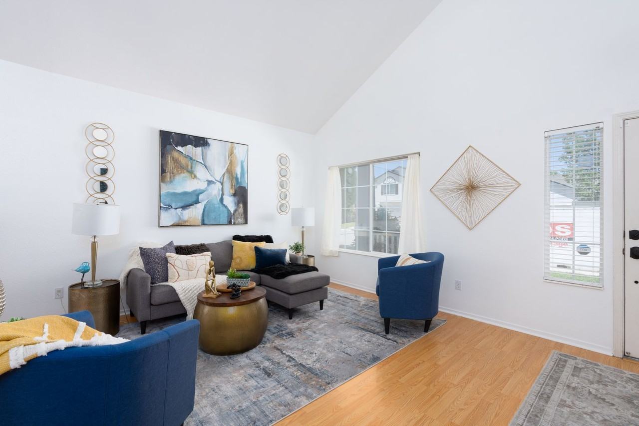 1285 Glendora Ln - Photo 3 of 29