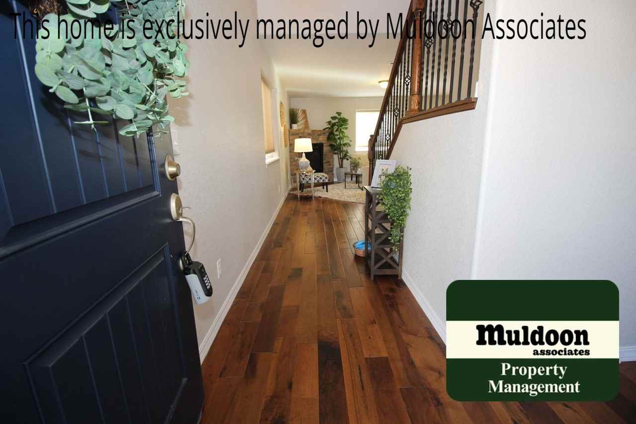 11529 Hibiscus Ln - Photo 2 of 31