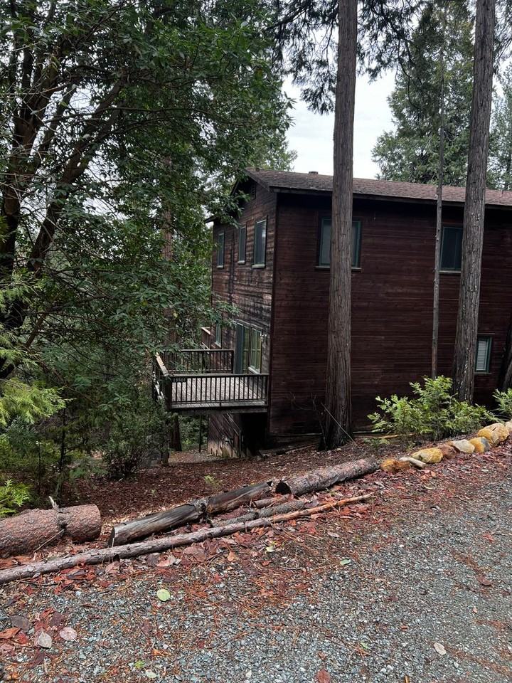 19501 Timberlin Dr - Photo 2 of 29