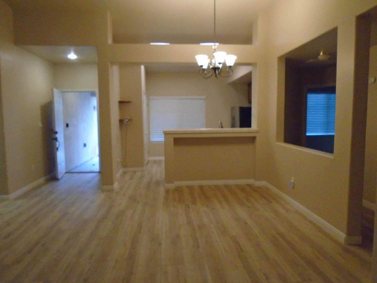 10916 Alexander Falls Ave - Photo 2 of 13