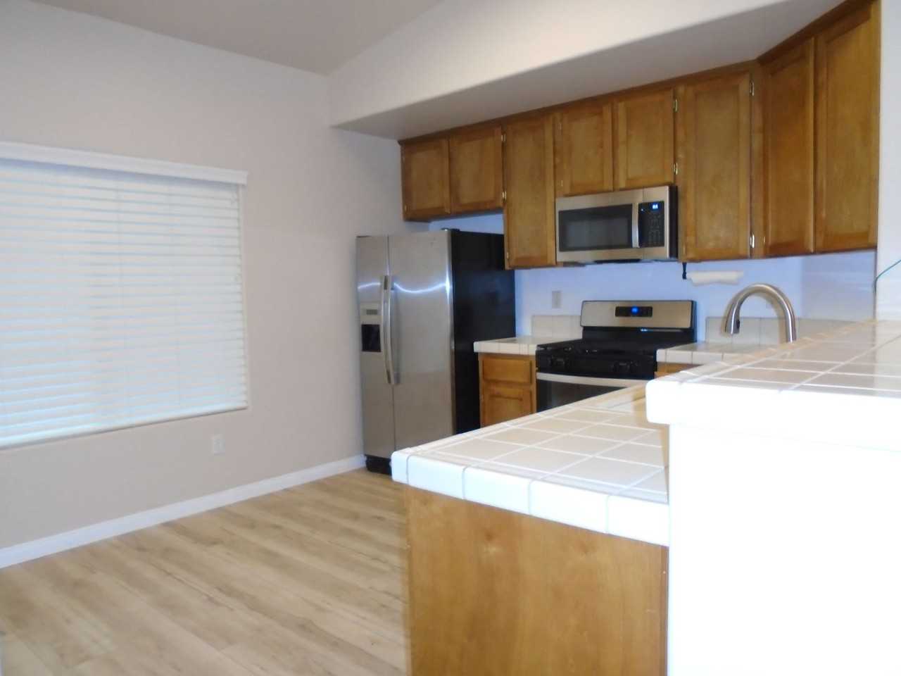 10916 Alexander Falls Ave - Photo 3 of 13