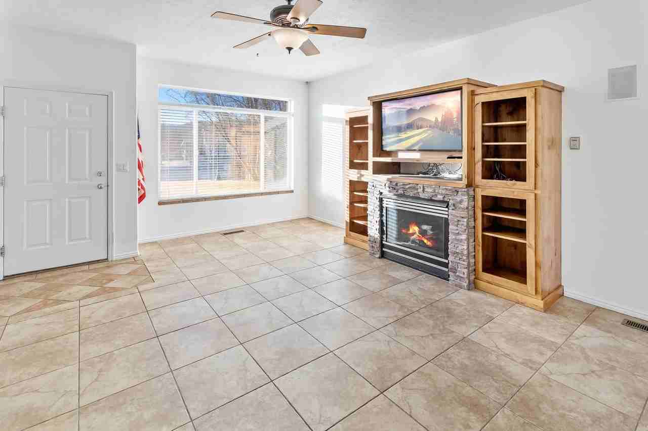 1230 W 1650 S - Photo 3 of 29