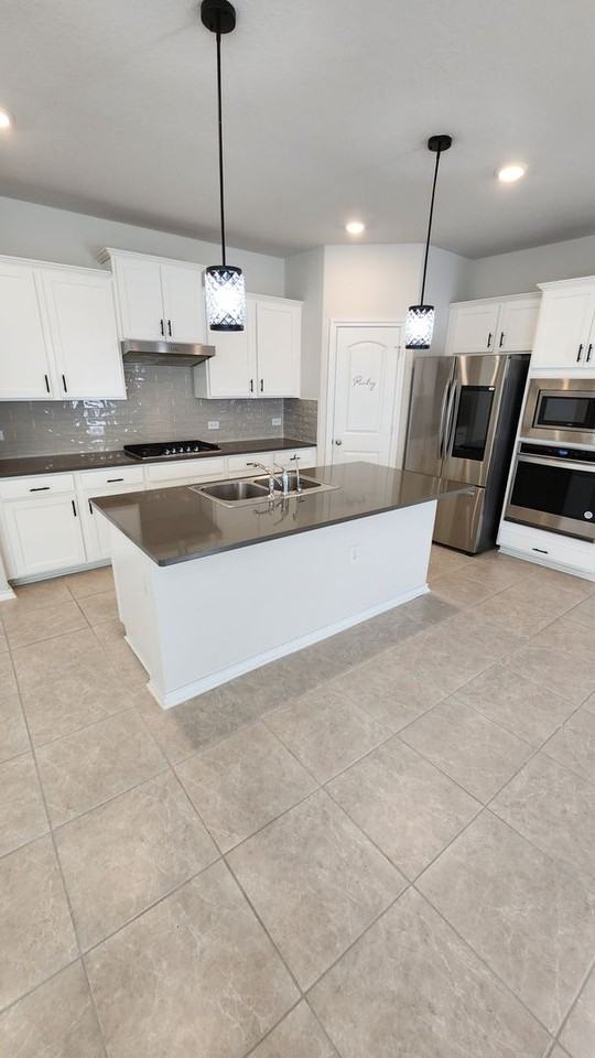 6806 Prue Rd - Photo 6 of 39