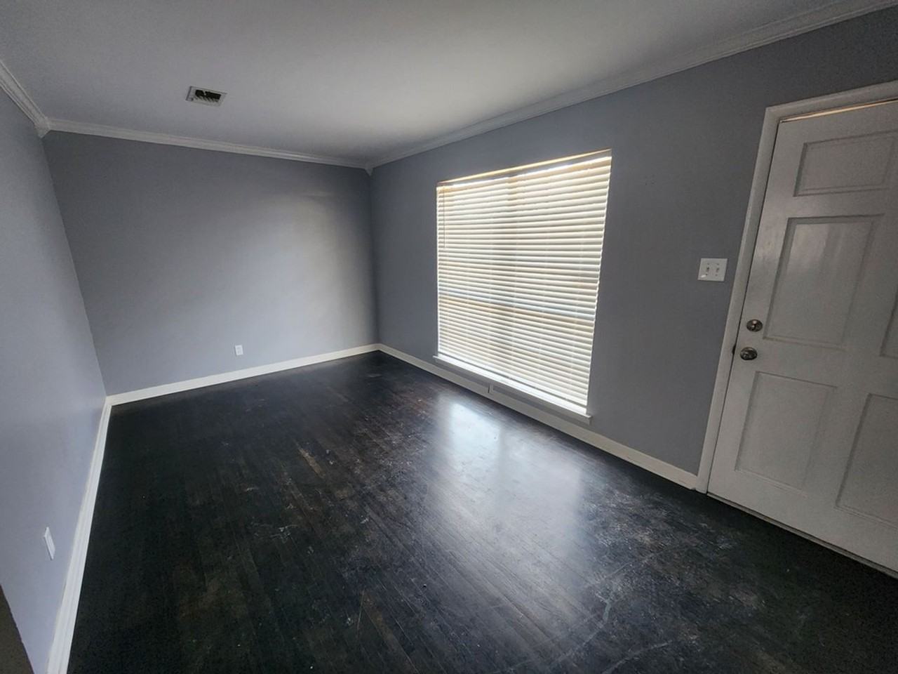 100 Blenden Dr - Photo 2 of 18