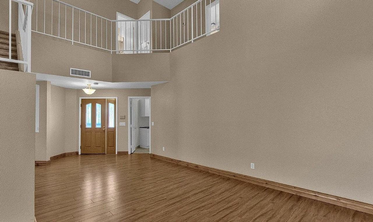 3110 W Baylor Ln - Photo 6 of 44