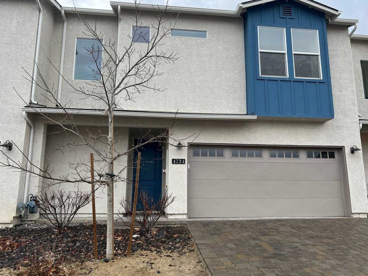 4724 Black Falcon Way - Photo 2 of 16