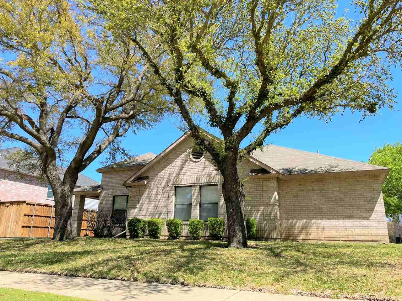 6410 Nottoway Ct - Photo 3 of 33