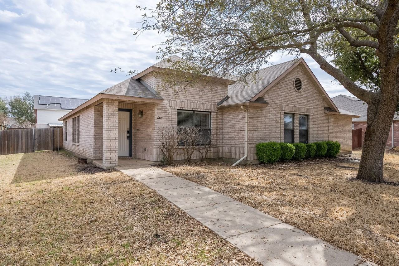 6410 Nottoway Ct - Photo 7 of 33