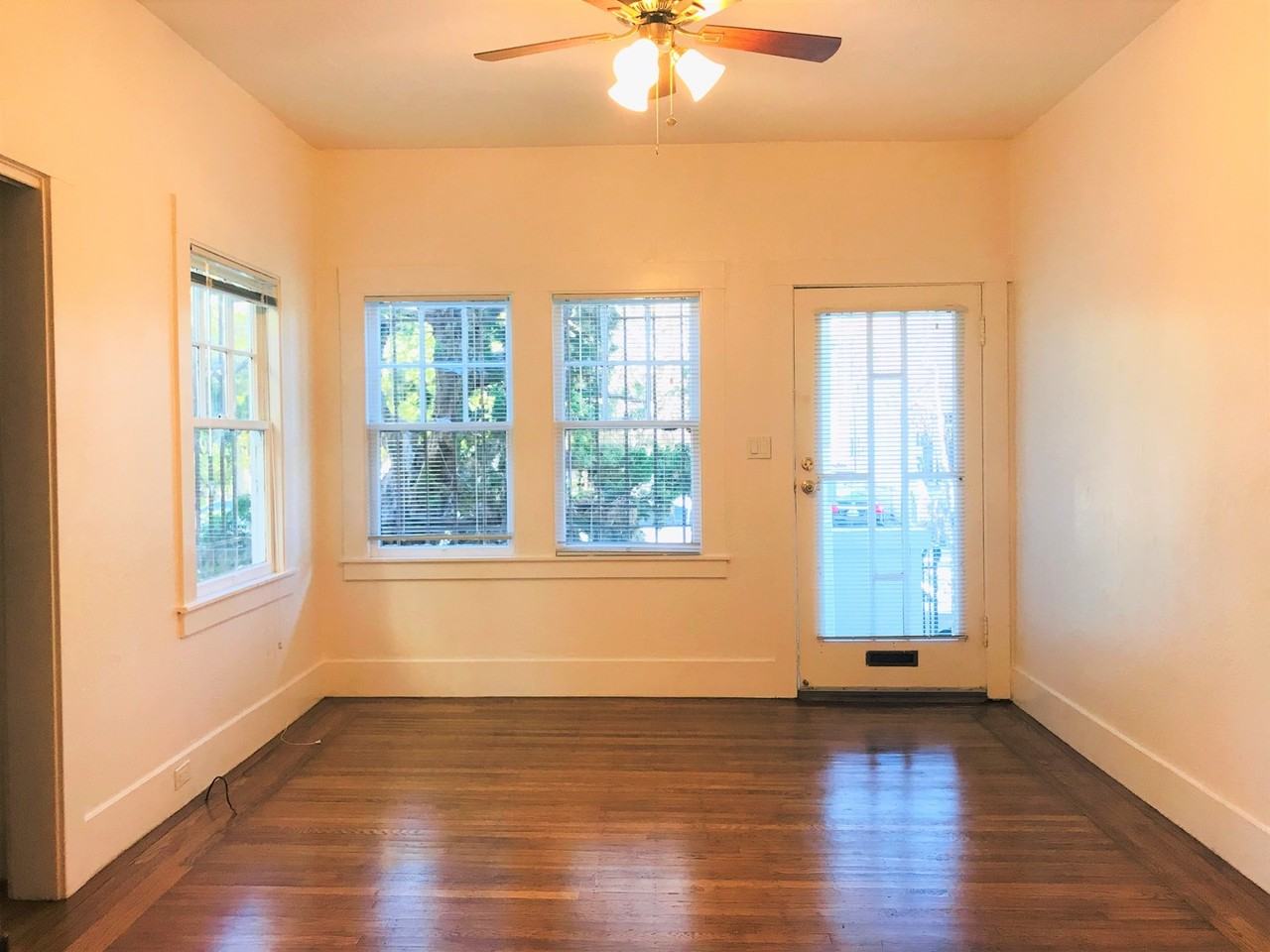 3821 Clarke St - Photo 3 of 11