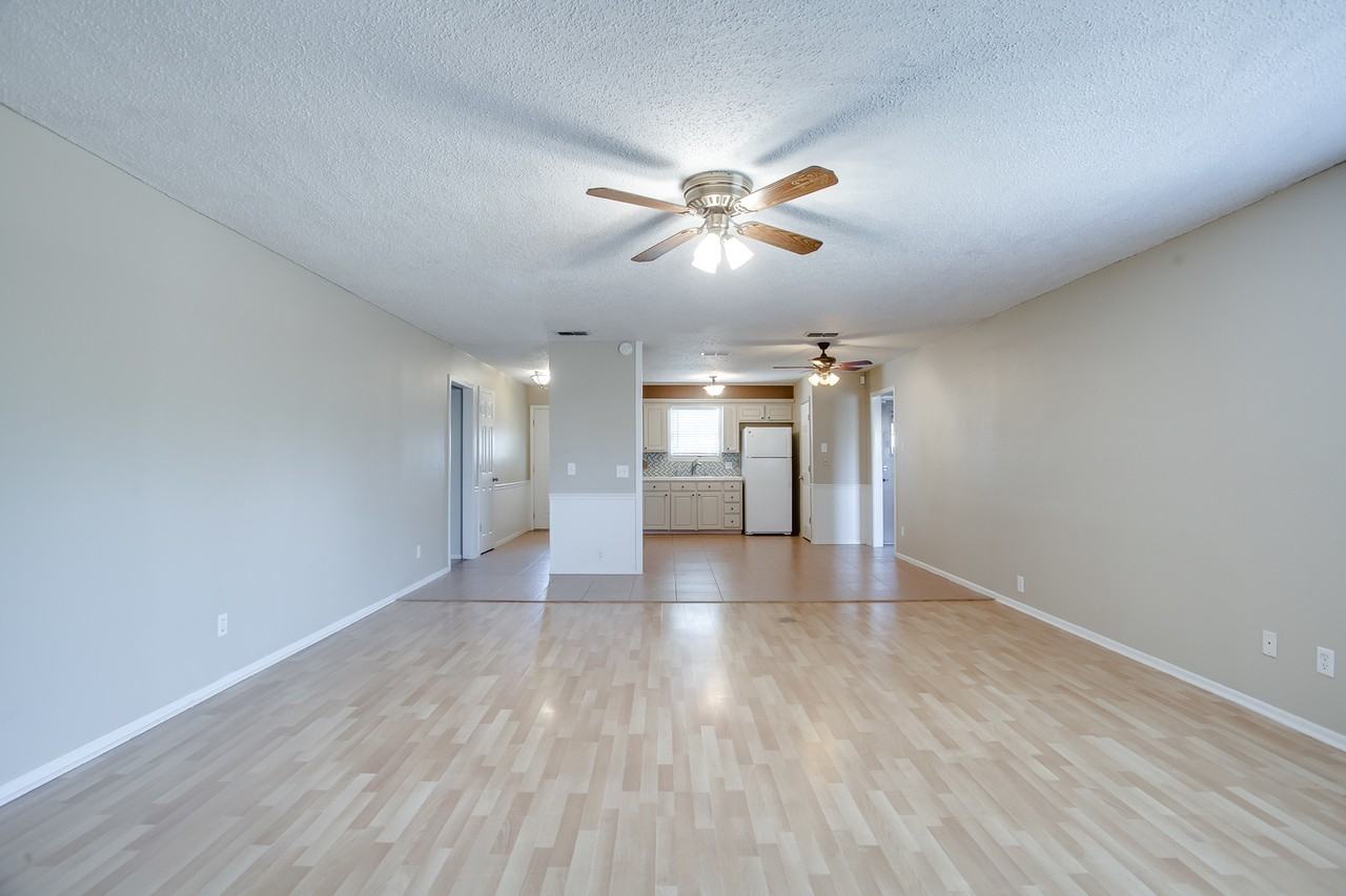5514 3rd St - Photo 3 of 12