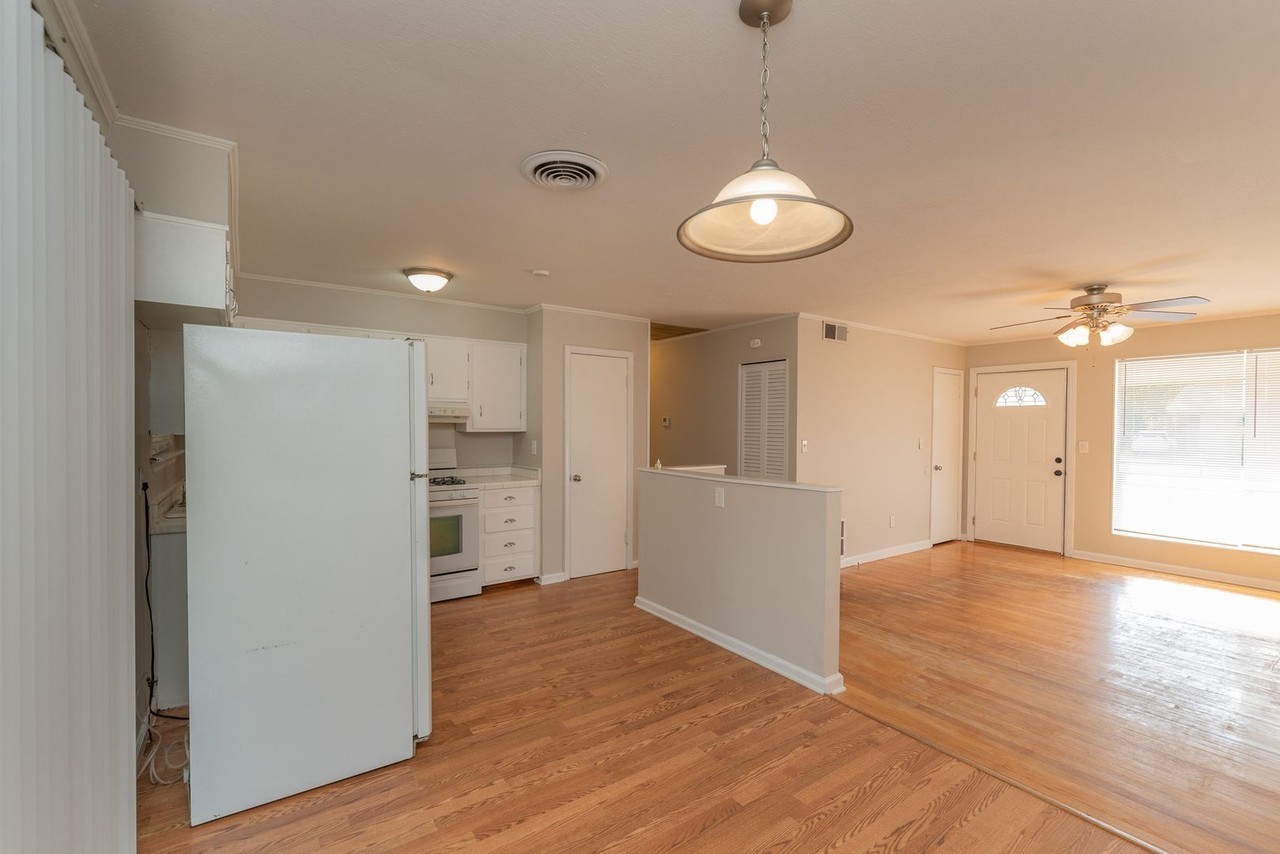 3027 Jeanne Rd - Photo 4 of 39
