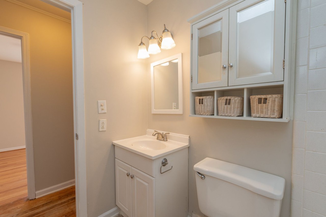 3027 Jeanne Rd - Photo 2 of 39