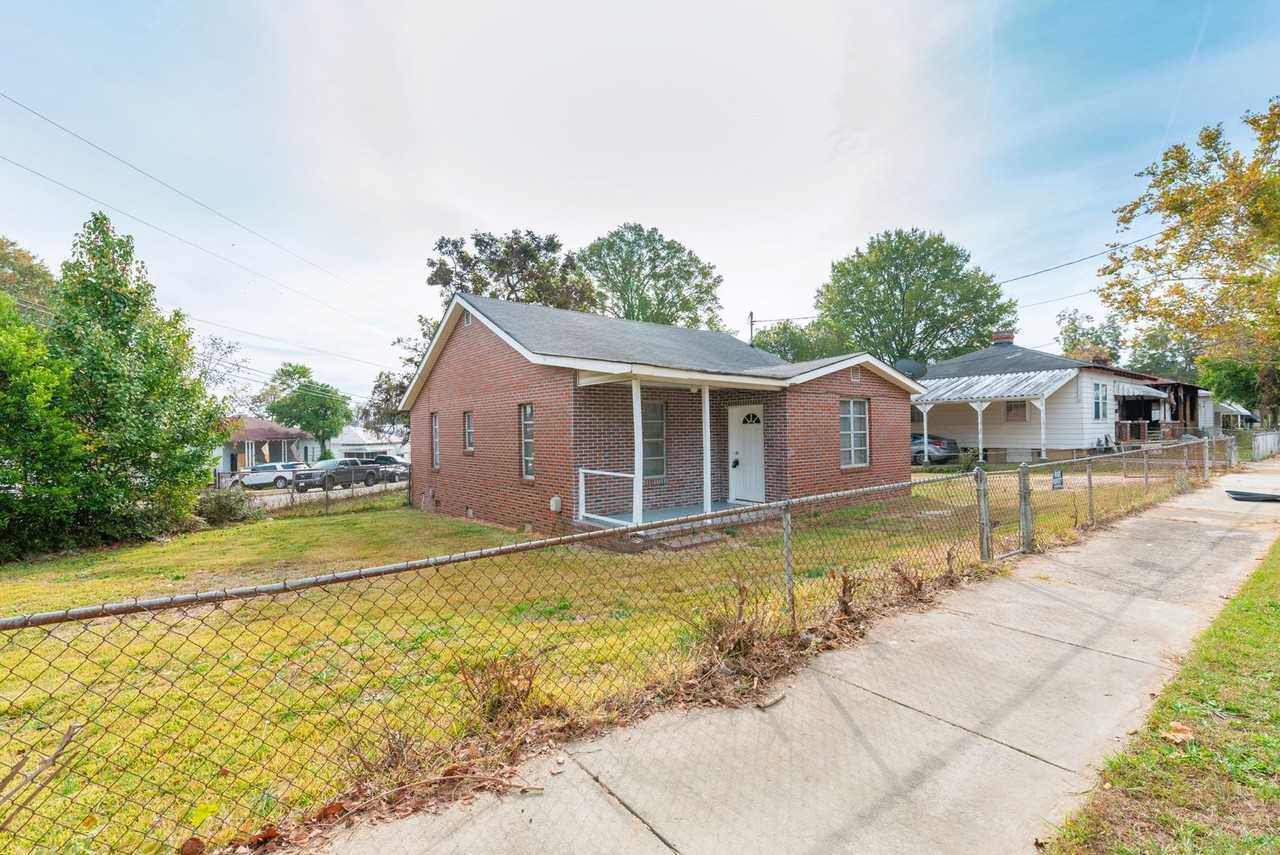102 Curry St - Photo 4 of 33