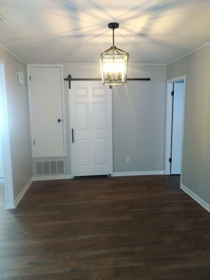 2002 Glen Haven St - Photo 4 of 11