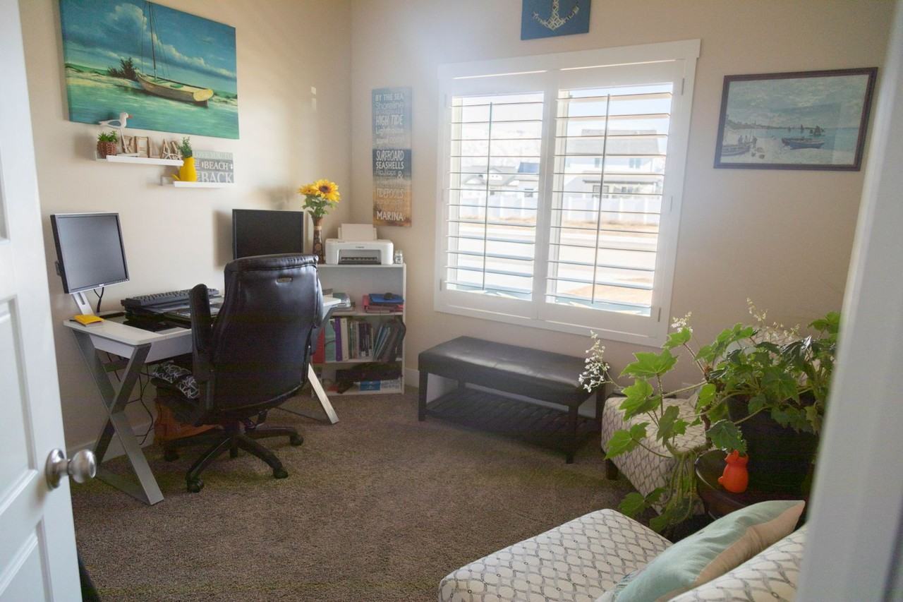 3109 N 3350 W - Photo 2 of 22