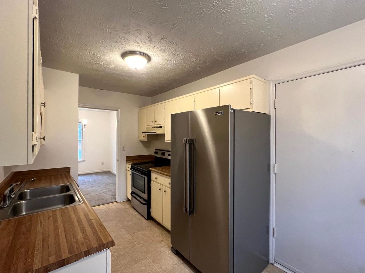 9416 Gooden Dr - Photo 4 of 19