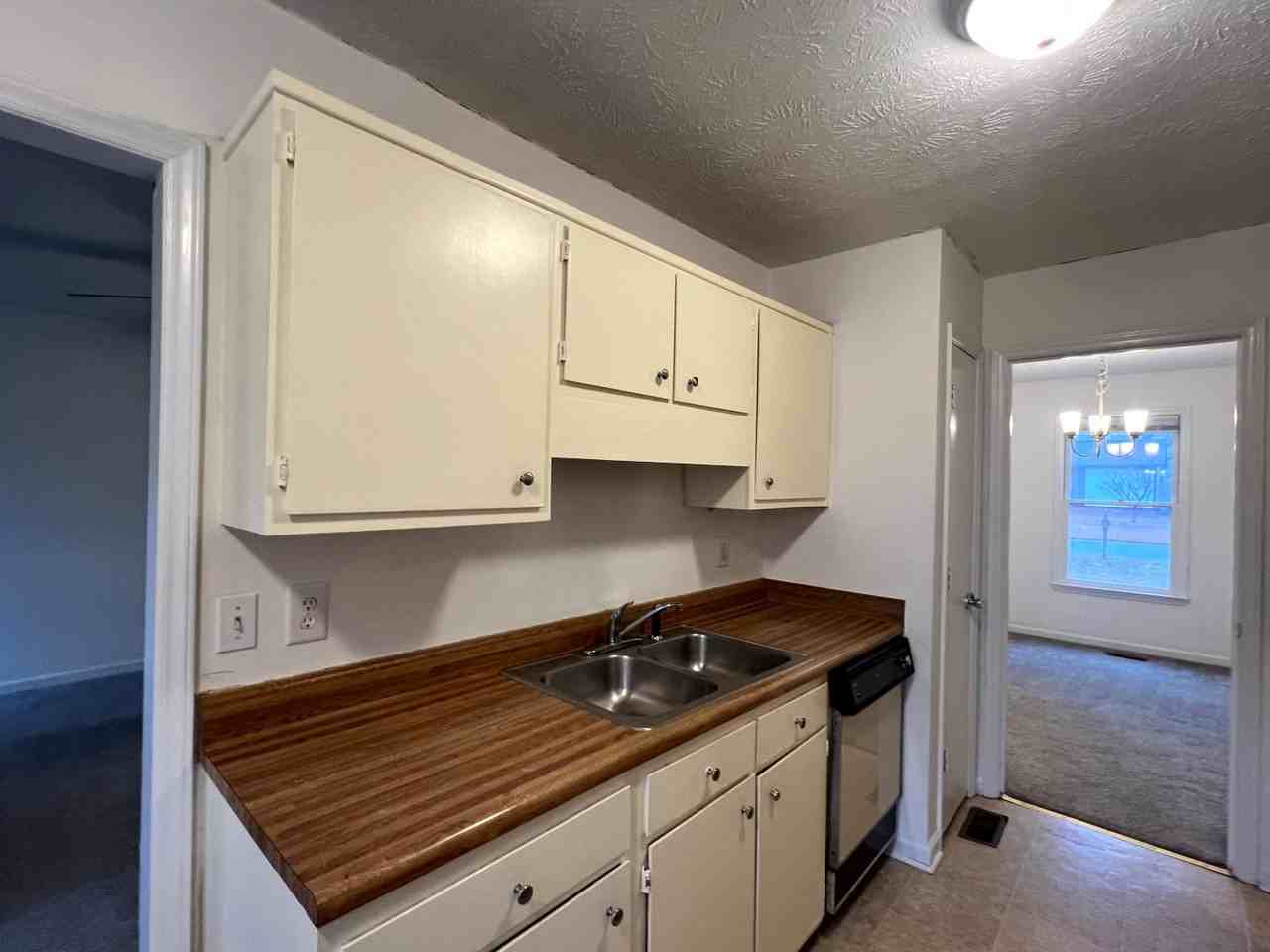 9416 Gooden Dr - Photo 3 of 19