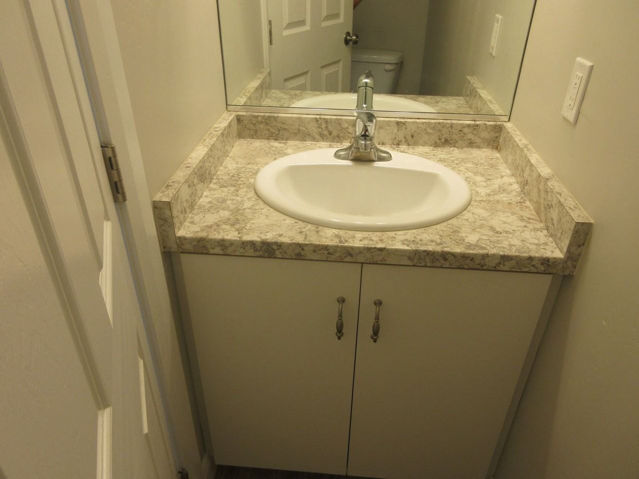 430 N 400 W - Photo 5 of 16