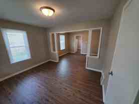 2201 Maple St - Photo 1 of 1