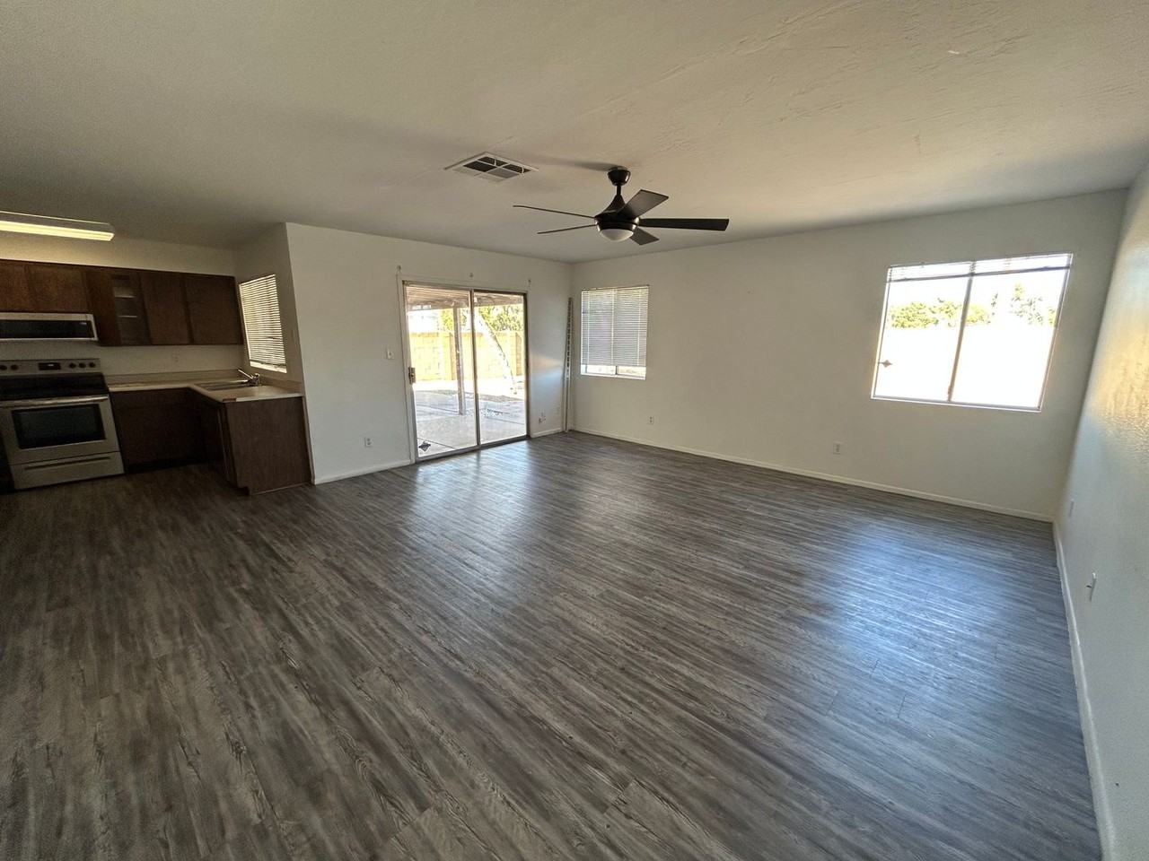 4804 W Juniper Ave - Photo 2 of 16