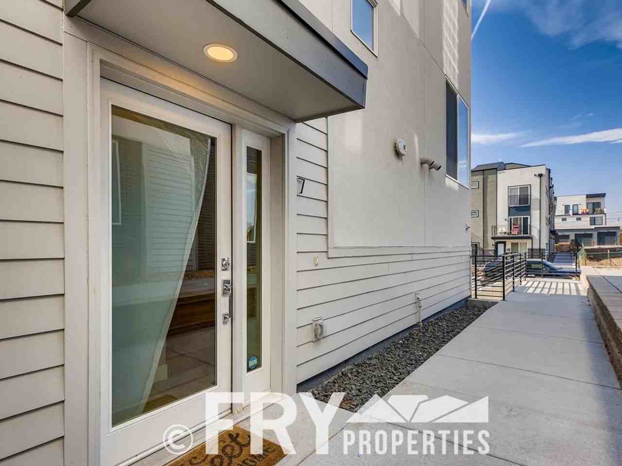 1274 Quitman St - Photo 3 of 28