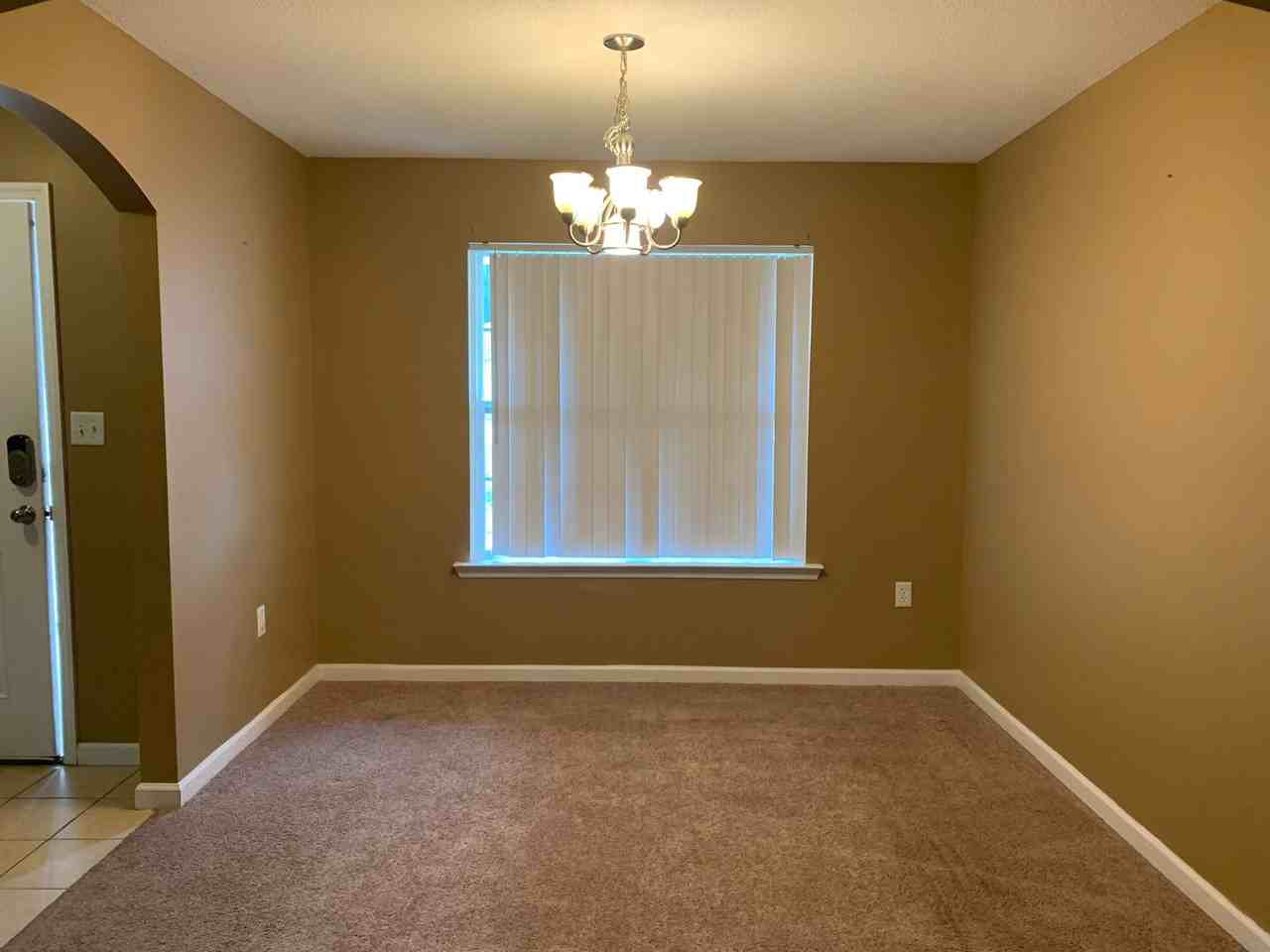 4280 Shelby Ln - Photo 5 of 15